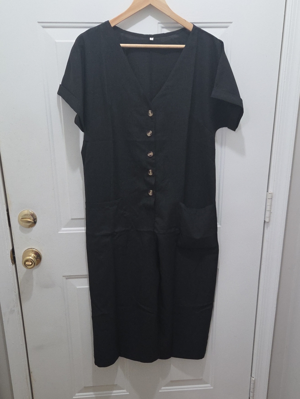 NWOT Black V-Neck Button-Front Midi Romper with Pockets and Self-Sash Belt XL